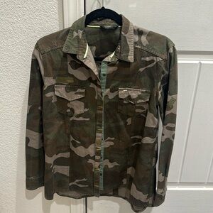 Camo button up